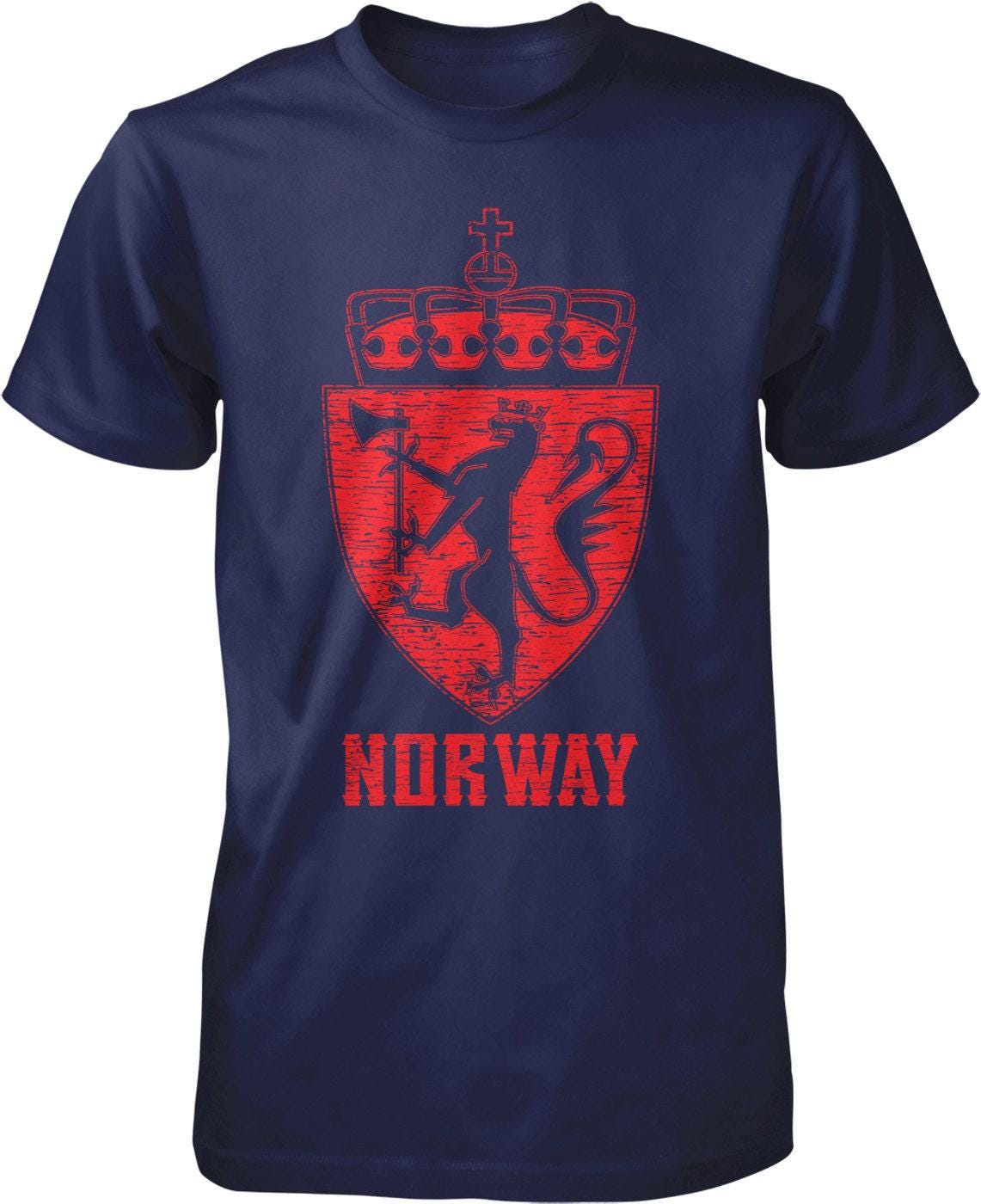 Golden Lion T-shirt – Norway Coat of Arms Men's Cotton Shirt | Durable Casual Tee