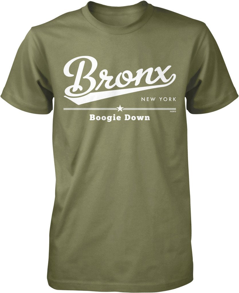 NOFO_00903_MensTee_XXL_Moss