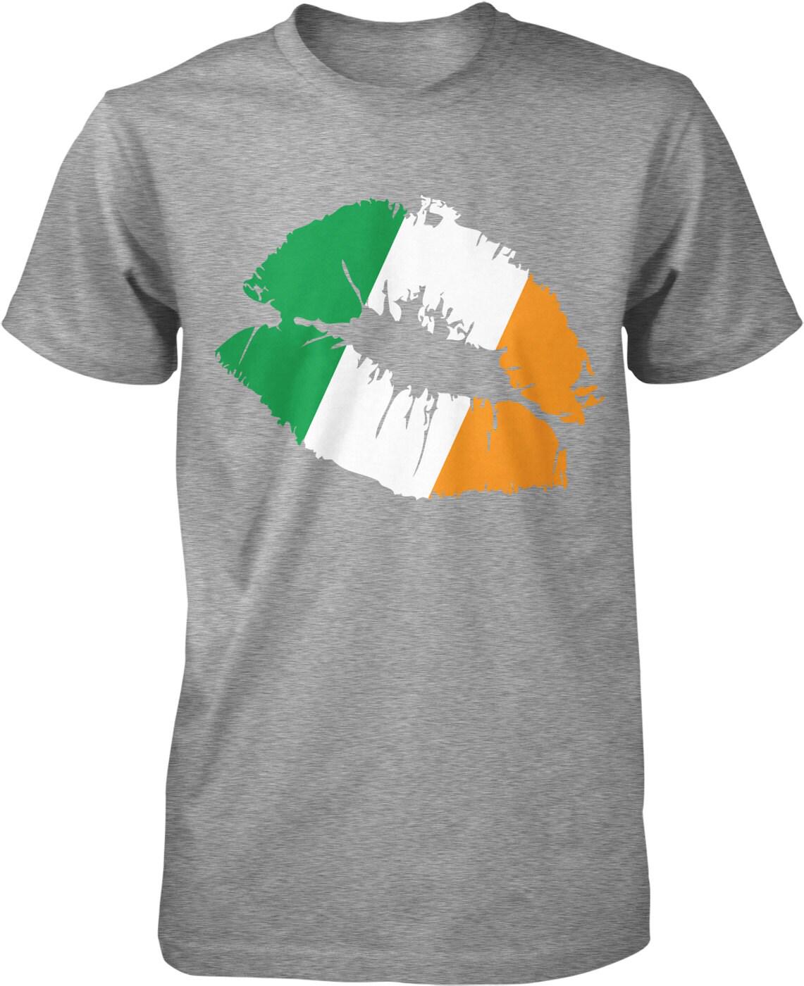 Irish Pride T-Shirt - Lucky Shamrock Kiss Design | St Patrick's Day Tee